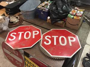 lot 340 image: 2 Aluminum STOP Signs 30