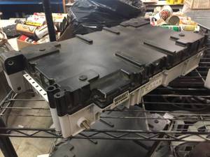 lot 346 image: Lithium Ion - Lawn Mower Battery 56V 30Ah MTD48RB30