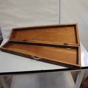lot 70 image: Vintage Violin Wooden Case