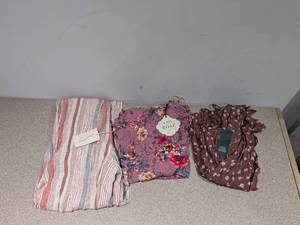 lot 13 image: 3 BRAND NEW EXTRA-SMALL ASSORTED WOMENS BODY SUITS