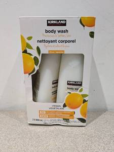 lot 53 image: KIRKLAND SIGNATURES VEGAN BODY WASH (2PK.)