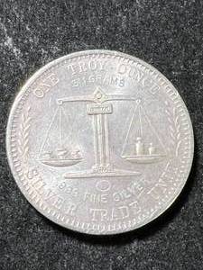 lot 72 image: 1 TROY OZ .999 FINE SILVER TRADE UNIT ROUND
