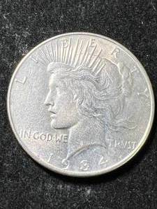 lot 80 image: 1934 US PEACE SILVER DOLLAR