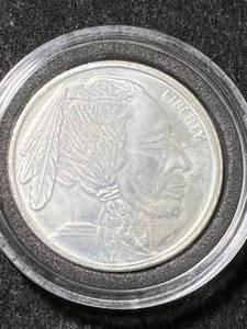 lot 81 image: 1 TROY OZ .999 FINE SILVER BUFFALO INDIAN ROUND IN AIRTITE