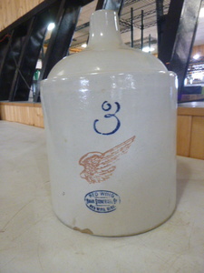 lot 11 image: Vintage Red Wing 3 Gallon Jug