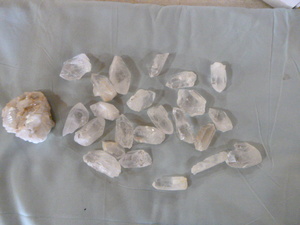 lot 68 image: Quartz Crystals