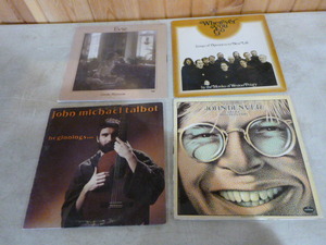 lot 86 image: 4 Albums