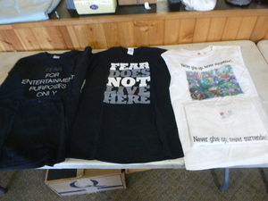 lot 88 image: 3 New Womens T-Shirts
