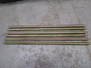 lot 49-B image: (6) 1 Springs 32 Long