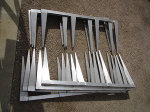 lot 193-A image: SS ShopGarage Shelving Brackets 9pcs 23x51