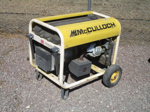 lot 20 image: McCulloch 5700 Generator