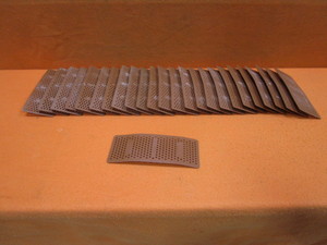 lot 97 image: (25) Silicone Food Pan Drain Mats