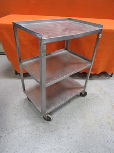 lot 99 image: SS Food Service Cart 16x24x32