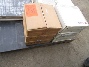 lot 184 image: Misc Small Ceramic Floor Tiles