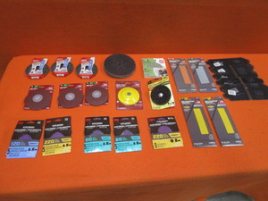 lot 225 image: Misc Grinding Discs, Sanding Discs, Sandpaper