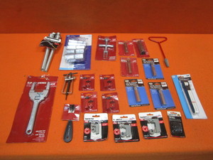 lot 250 image: Plumbing Tools