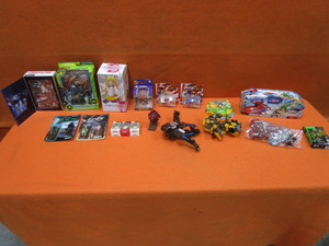 lot 276 image: Misc Toys & Figures