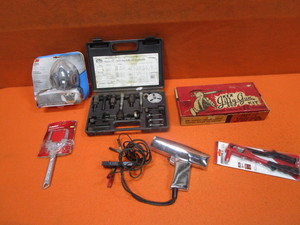 lot 309 image: Timing Light & Misc Tools