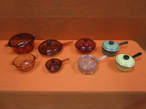 lot 337 image: Cooking Pots