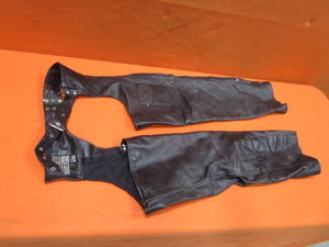 lot 356 image: Leather Chaps L