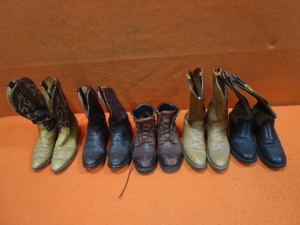 lot 357 image: Mens Boots 9.5 to 10.5