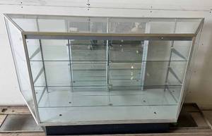 lot 15-B image: Angled Retail Display Cabinet 21x72x40