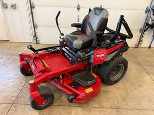 lot 8 image: Toro Titan HD Commercial Zero Turn Mower