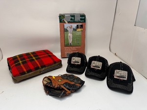 lot 42 image: Lot of Sporting Goods