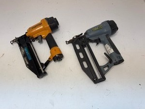 lot 70 image: Lot of (2) Pneutimatic Pin Nailers