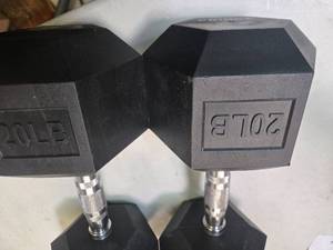 lot 20 image: Pair of 20LB Hex Prince Brand Dumbbell