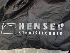 lot 40 image: Hensel Studiotechnick 32  81cm Octagonal Umbrella Softbox cover Only (NEW)