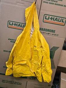 lot 105 image: Servais Storm Master Rain Coat  ( New Size XL)
