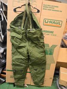 lot 109 image: Winter Insulated Coveralls 1 Piece Jumpsuit Mechanic SnowMobile Cold Weather Hunting (Size 3XL) New