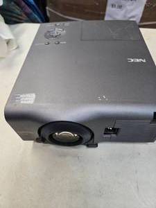 lot 112 image: NEC Projector (Used)