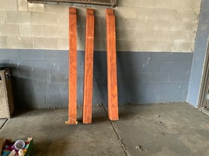 lot 4 image: Lot of decorative Spanish style ceiling beams approximately 6 ft x6x6