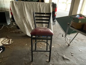 lot 9-1 image: bar stool