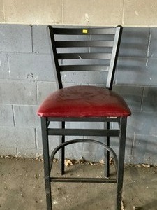 lot 4-1 image: Bar stool