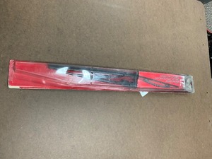 lot 41-1 image: 17 43.18 cm wiper blade