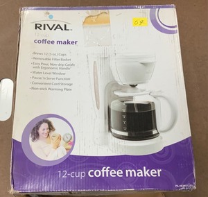 lot 67 image: Rival 12 cup coffee maker