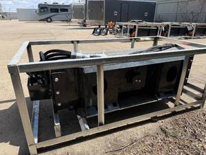 lot 12 image: Wolverine Vibratory Roller