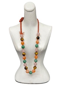 lot 29G image: Vintage Hand Knotted Chinese Agate and Jade Beaded Necklace