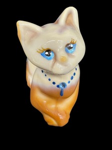 lot 12S image: Fenton Vintage 2009 Siamese Chocolate Cat Slag Glass Figurine