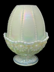 lot 7S image: Fenton Sea Foam Green Satin Iridescent Beaded Melon Embossed Daisy Fairy Lamp