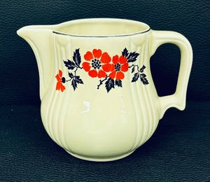 lot 87T image: Vintage Halls Red Poppy Pitcher