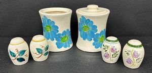 lot 92A image: Vintage Stangl Pottery
