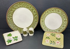 lot 29A image: Vintage Stangl Pottery including Vintage Blossom Ring Platters