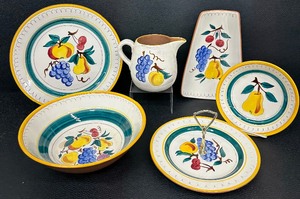 lot 79A image: Vintage Stangl Pottery Fruit Collection