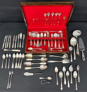 lot 88B image: A Fun Collection of Miscellaneous Vintage Flatware and Serving Pieces