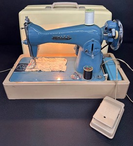 lot 102C image: Vintage White Sewing Machine - Made in Japan