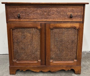 lot 12 image: Antique Styled by Park Wooden Cabinet